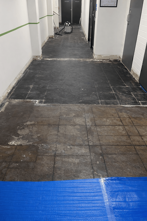 Licensed asbestos vinyl floor tile removal at Deakin University Burwood Campus Melbourne